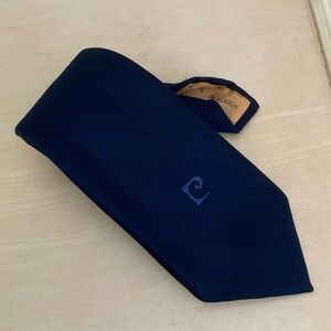 Pierre Cardin tie